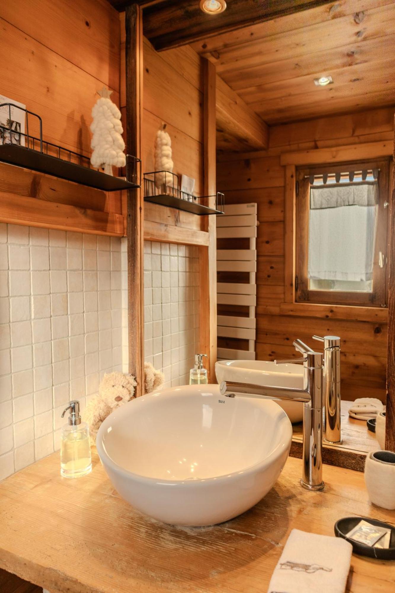 Appartement Lapreski, Spacieux, Proche Lac D'Annecy, Randonnees Montagne Thones Luaran gambar